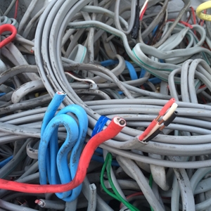 Fケーブル-1 Fケーブル-1